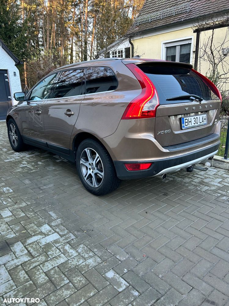 Volvo XC 60 D5 AWD Kinetic - 6