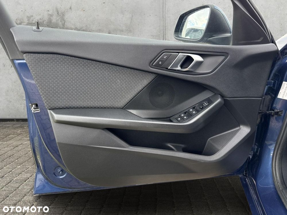 BMW Seria 1 - 16