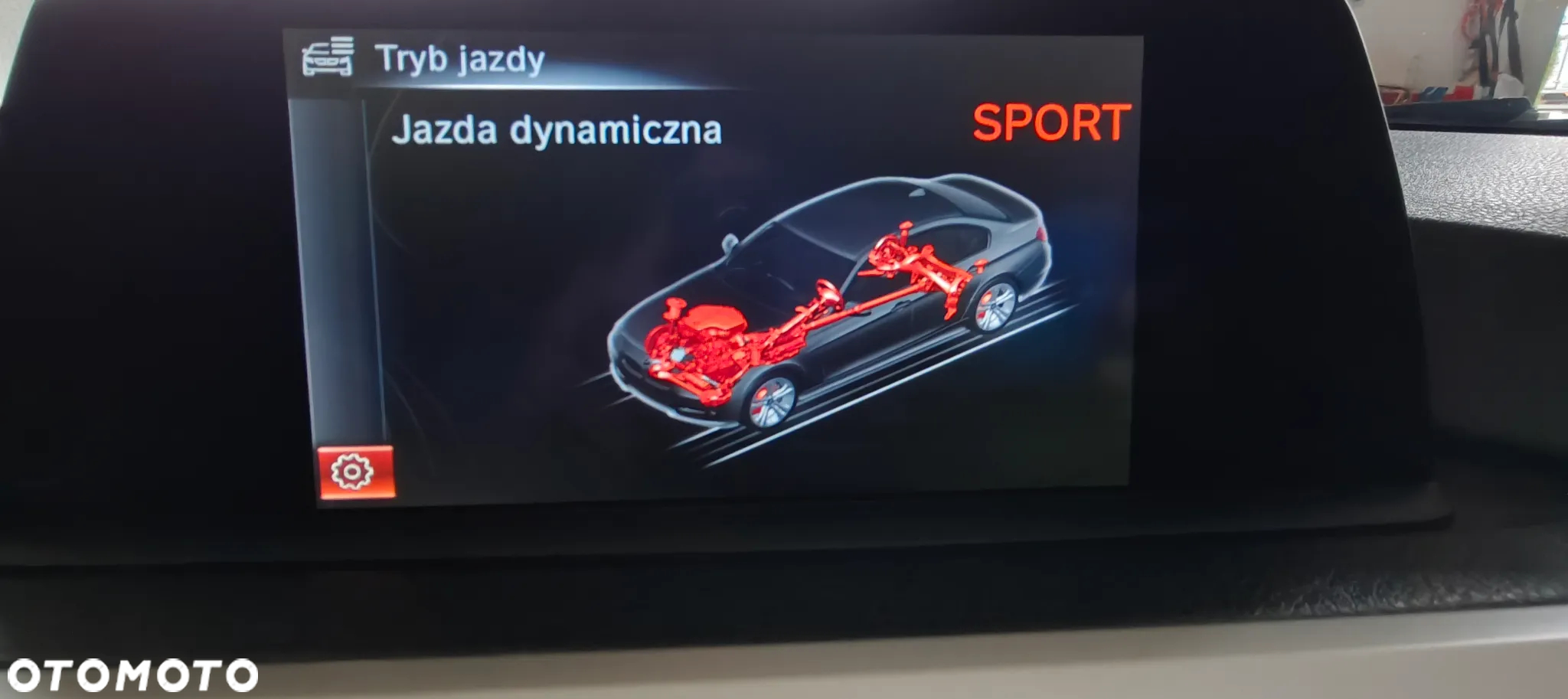 BMW Seria 3 318d - 16