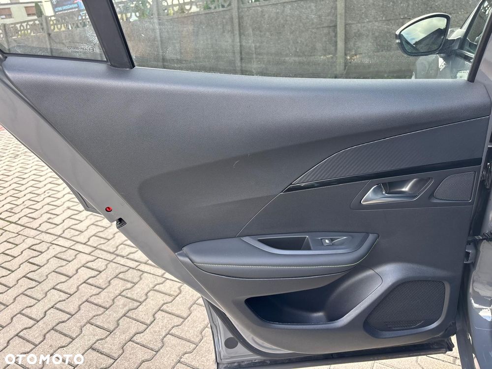 Peugeot 2008 PureTech 130 GT S&S EAT8 - 10