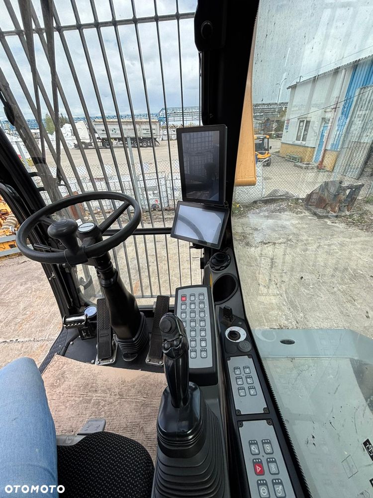 Liebherr LH 30 M - 7