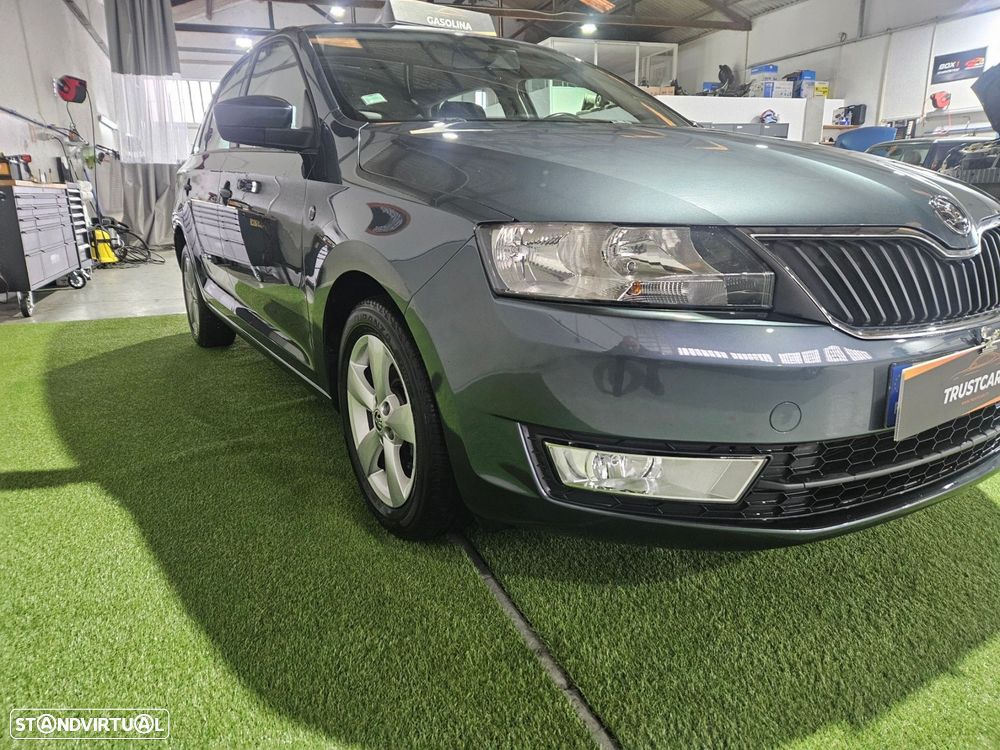 Skoda Rapid Spaceback 1.2 TSi Ambition - 2