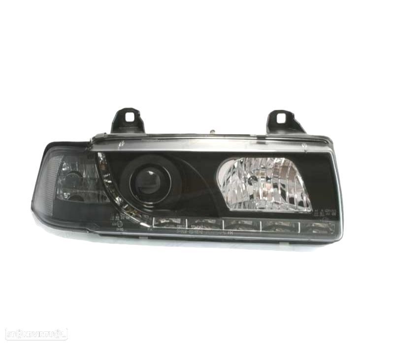 FARÓIS FRONTAIS LUZ DIURNA LED BMW SERIE 3 E36 COUPE + CABRIO FUNDO PRETO - 4