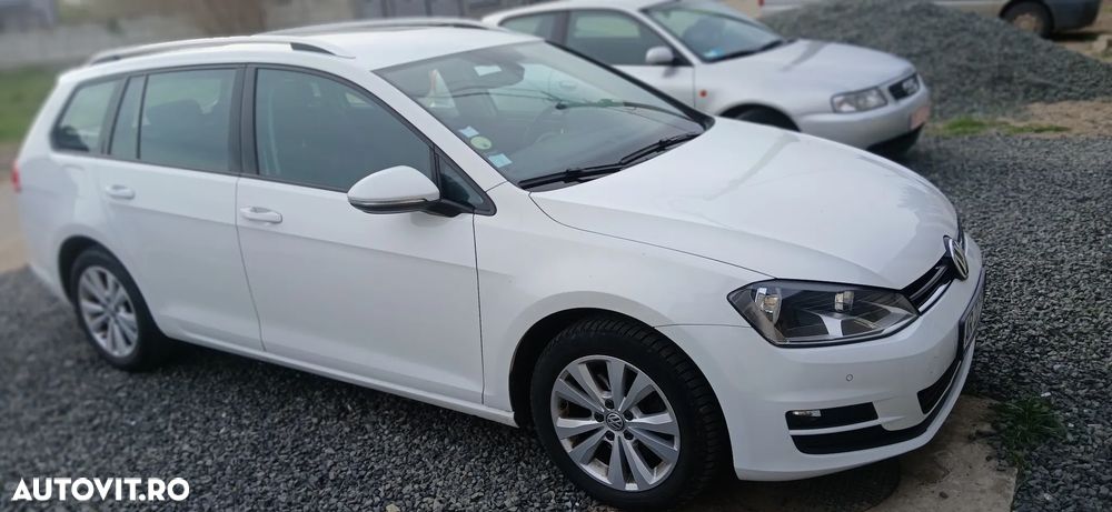 Volkswagen Golf 1.6 TDI BlueMotion Technology Comfortline - 4