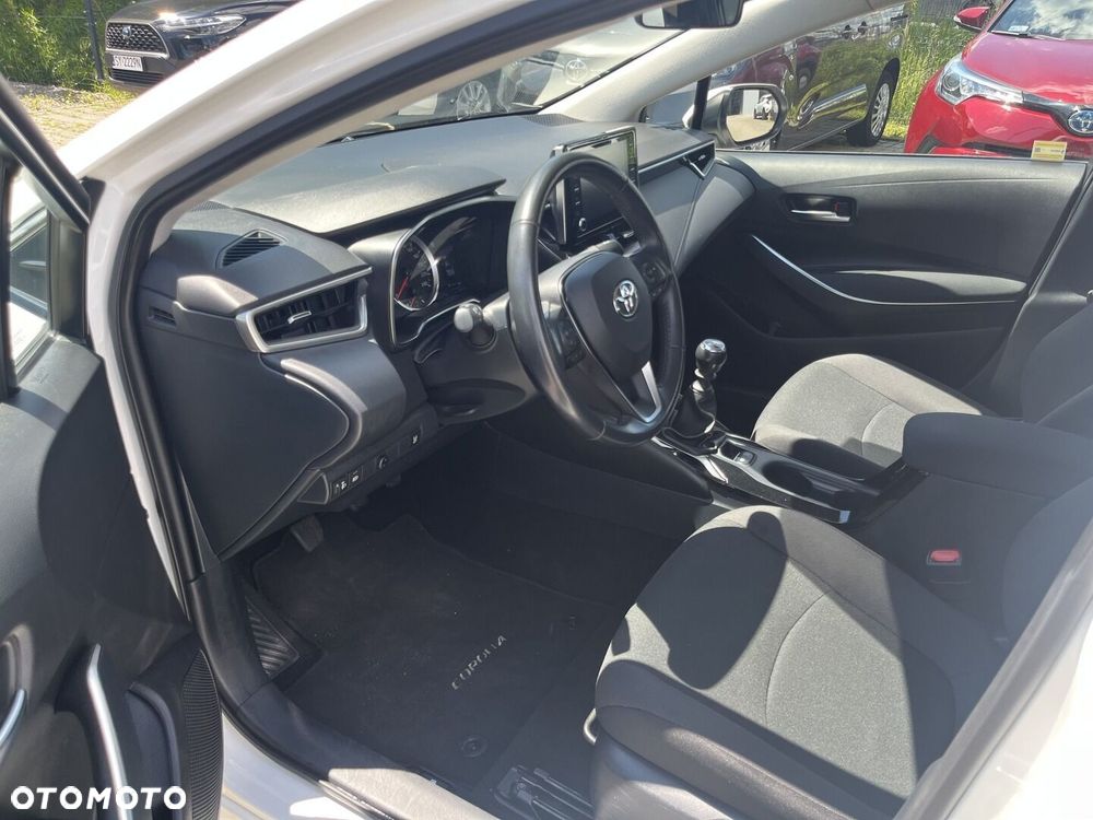 Toyota Corolla - 9