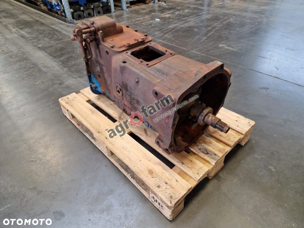 Skrzynia biegów Ford 7700, D7NN7006C - 4