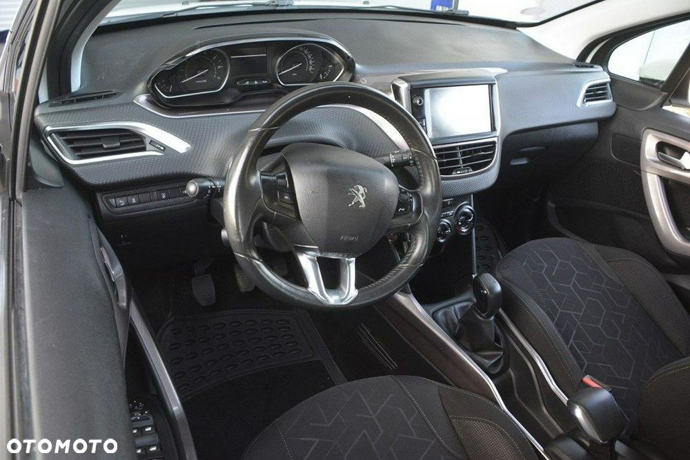 Peugeot 2008 1.6 VTi Active - 11