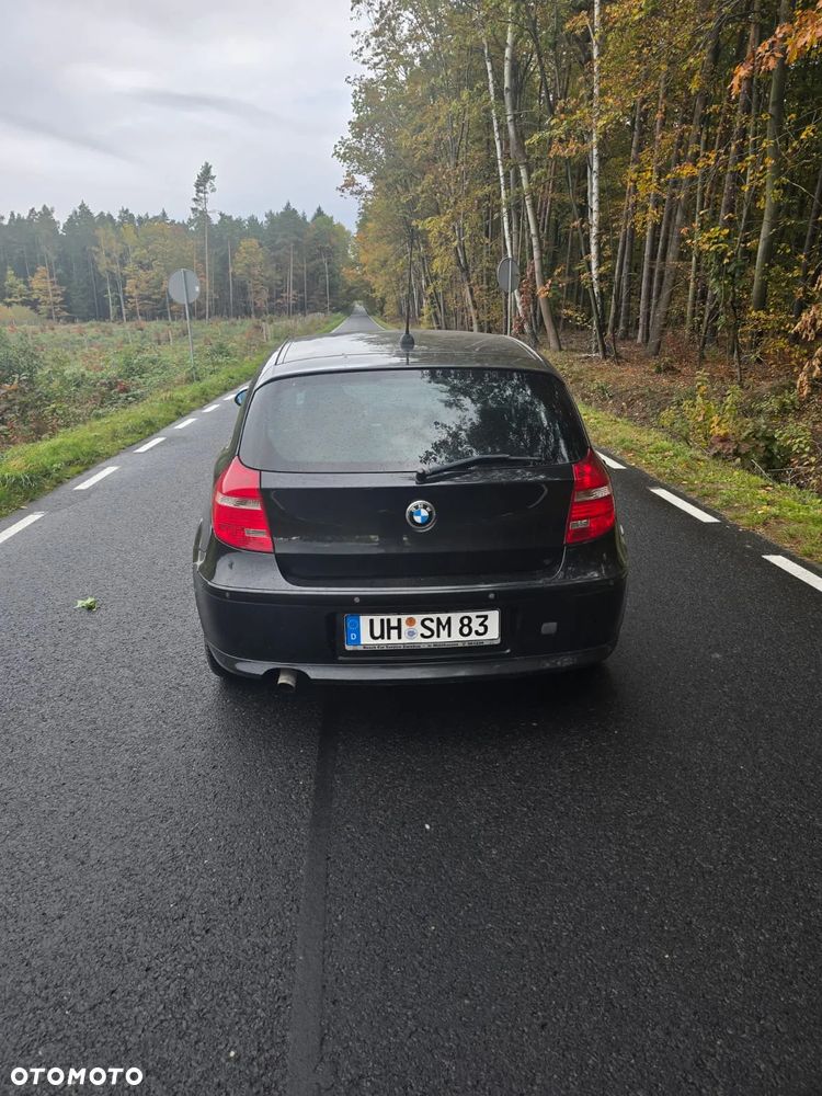 BMW Seria 1 118d - 4