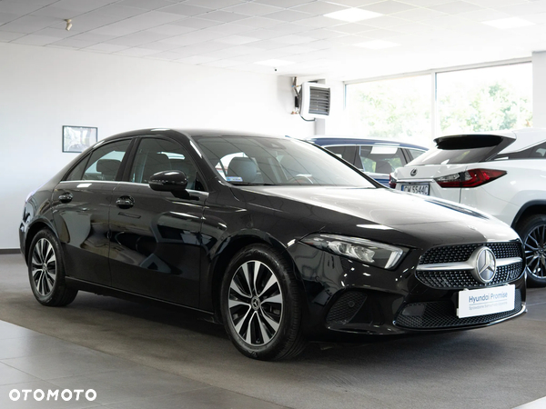 Mercedes-Benz Klasa A 180 Style 7G-DCT
