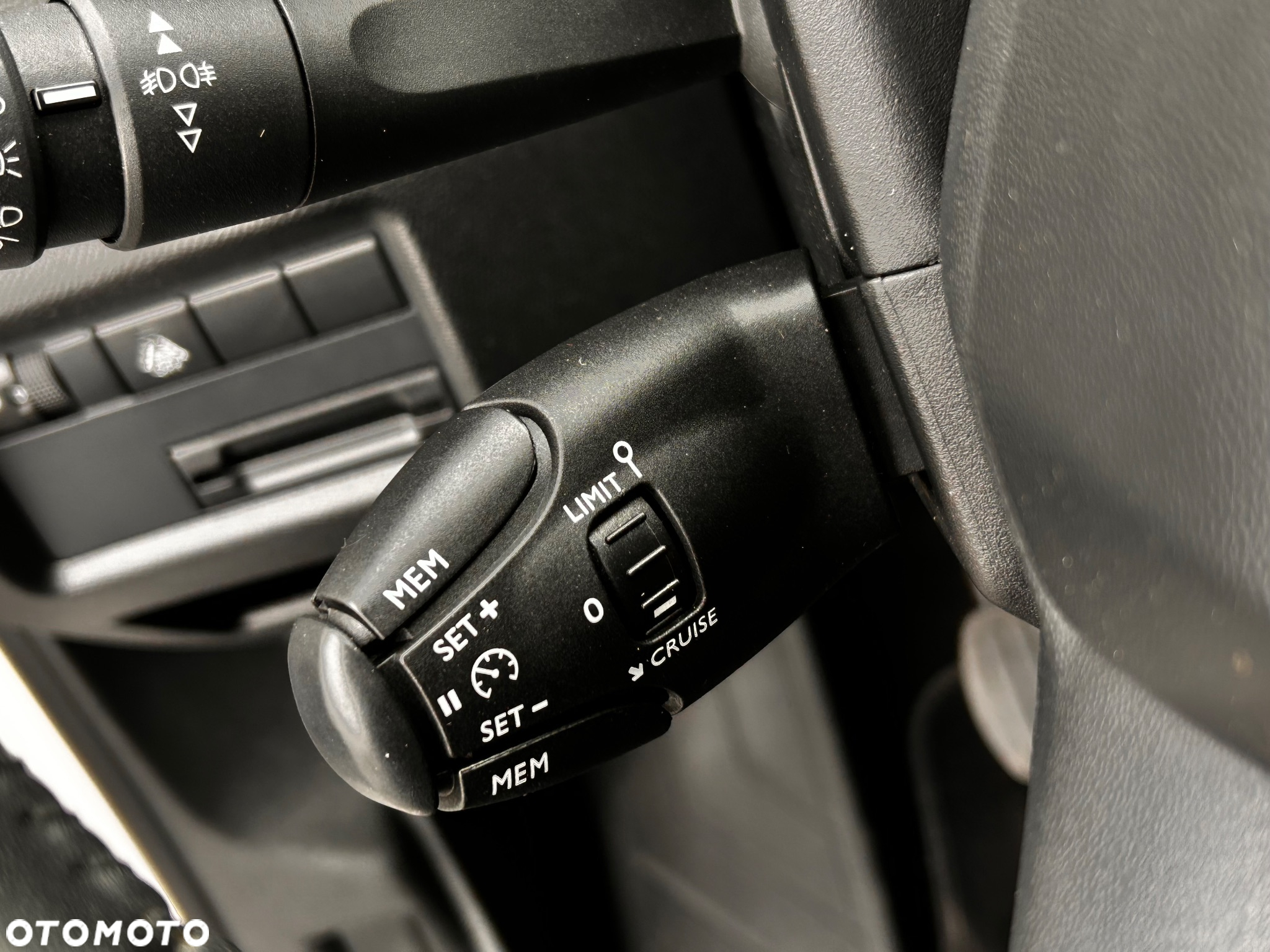 Citroën C5 Aircross BlueHDI 130 S&S LIVE - 31