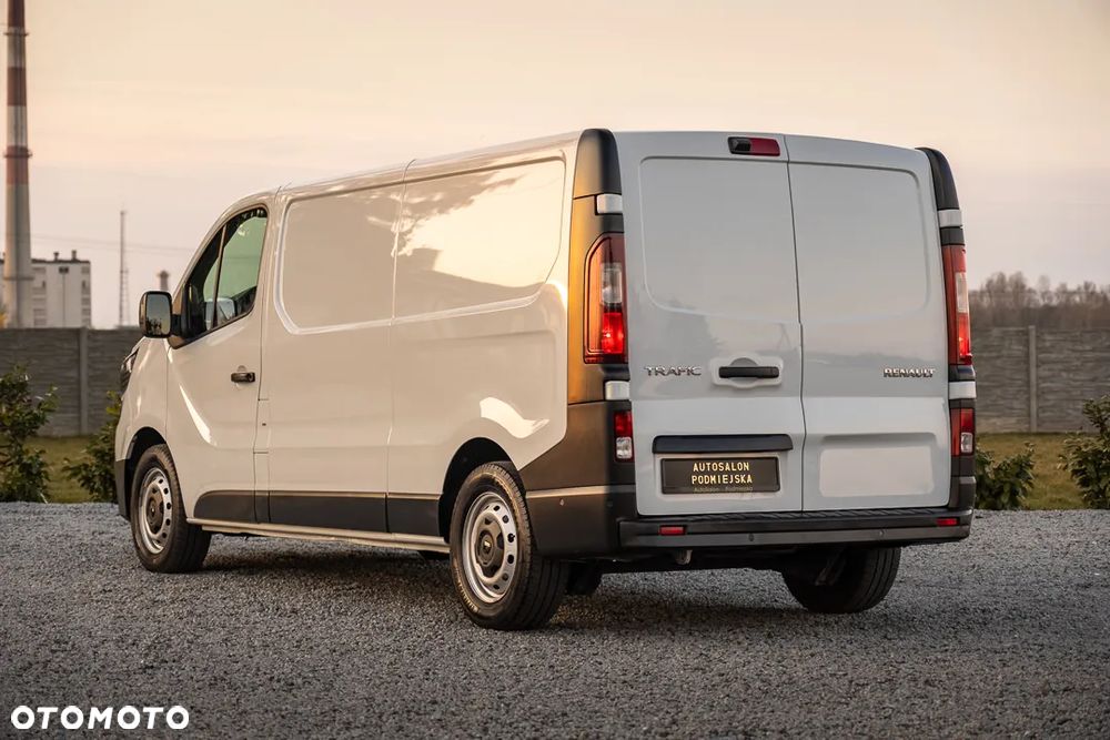 Renault TRAFIC - 8