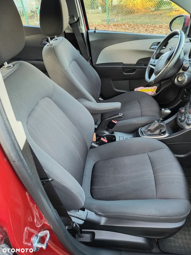 Chevrolet Aveo - 10