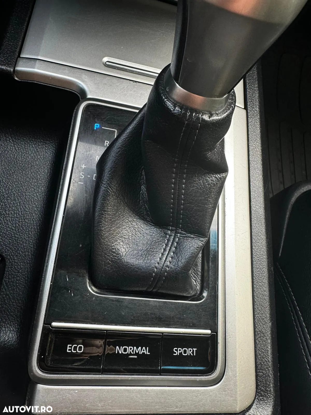 Toyota Land Cruiser 2.8l Turbo D-4D A/T Executive - 21