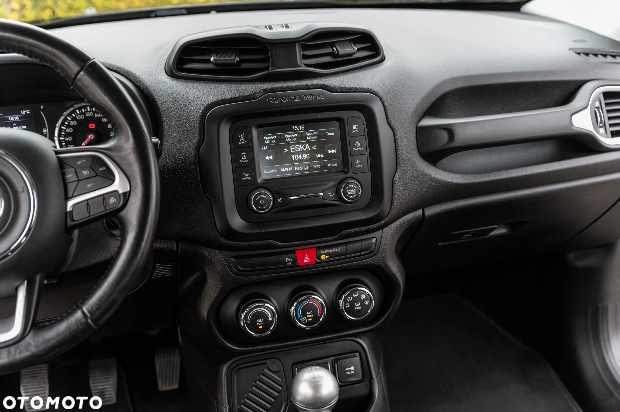 Jeep Renegade 1.4 MultiAir Longitude - 36
