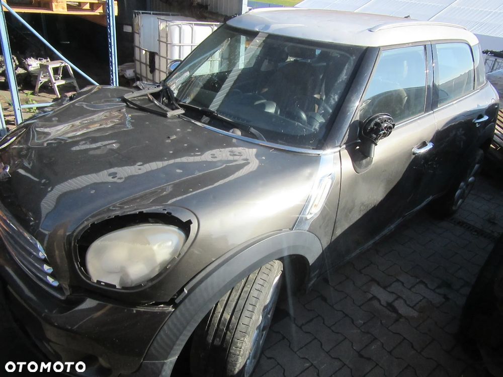 KANAPA FOTELE BOCZKI SKÓRA Mini Countryman R60 2010 Wszyskie części - 7