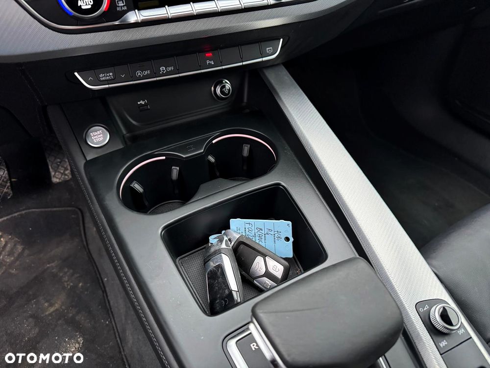 Audi A4 Avant 35 TFSI Sport S tronic - 19