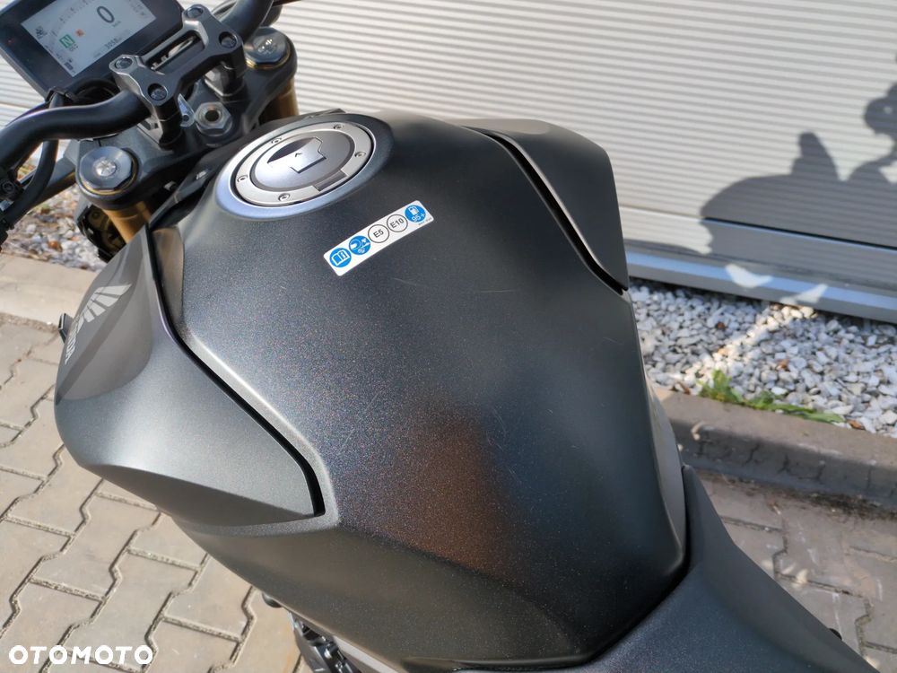 Honda CB - 9
