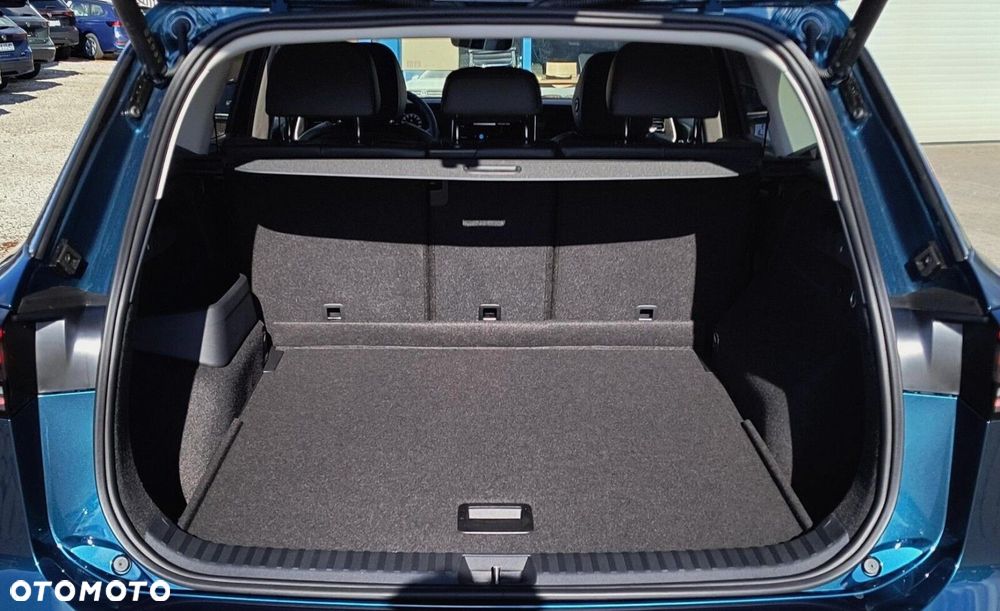Volkswagen Tayron 2.0 TSI Elegance DSG - 25