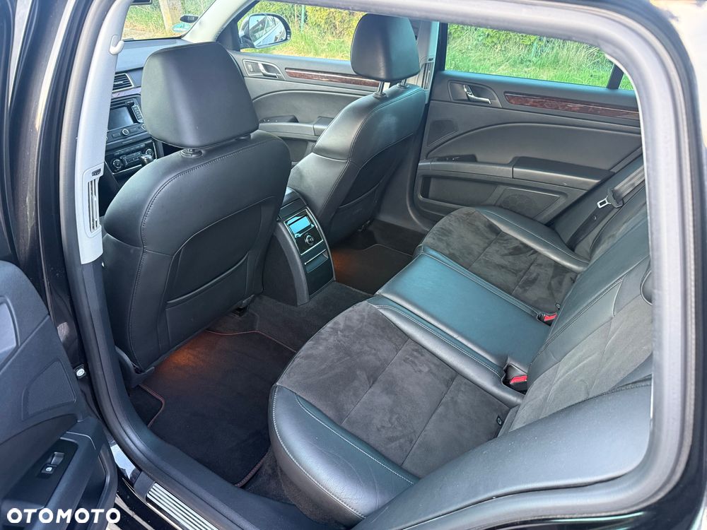 Skoda Superb 2.0 TDI PD DSG Elegance - 13