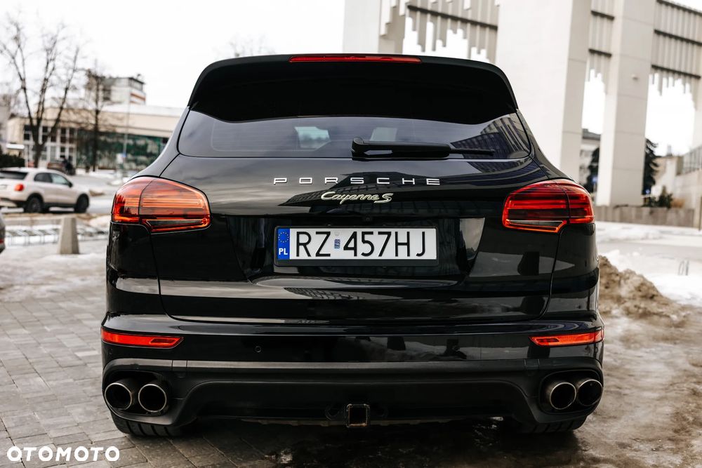 Porsche Cayenne E-Hybrid - 10