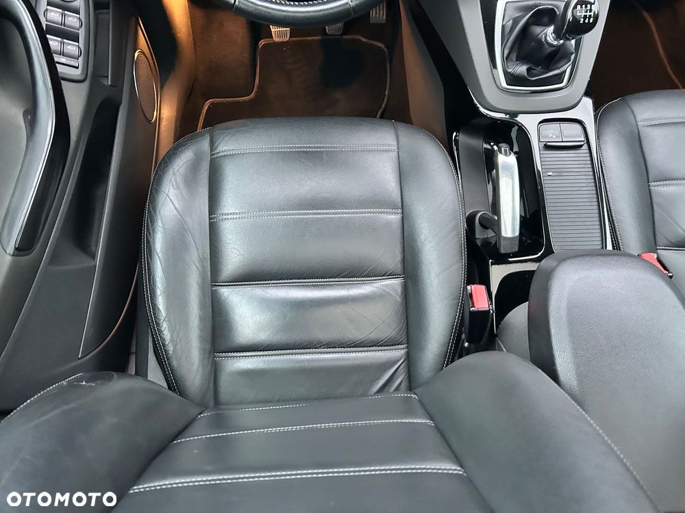 Ford Kuga 2.0 TDCi 4WD Titanium - 13