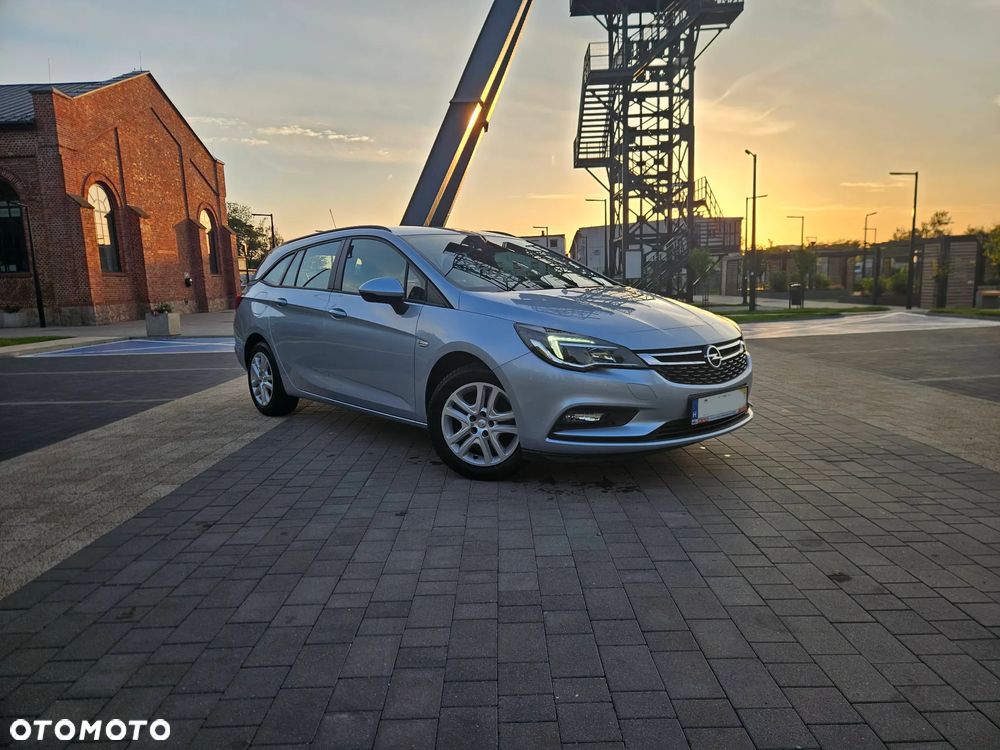 Opel Astra 1.0 Turbo Start/Stop 120 Jahre - 2