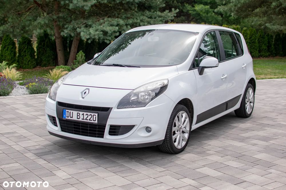 Renault Scenic - 11