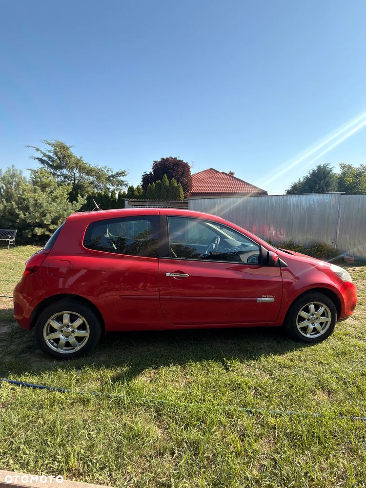 Renault Clio - 6