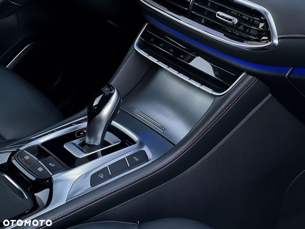 MG EHS 1.5T-GDI Luxury - 26