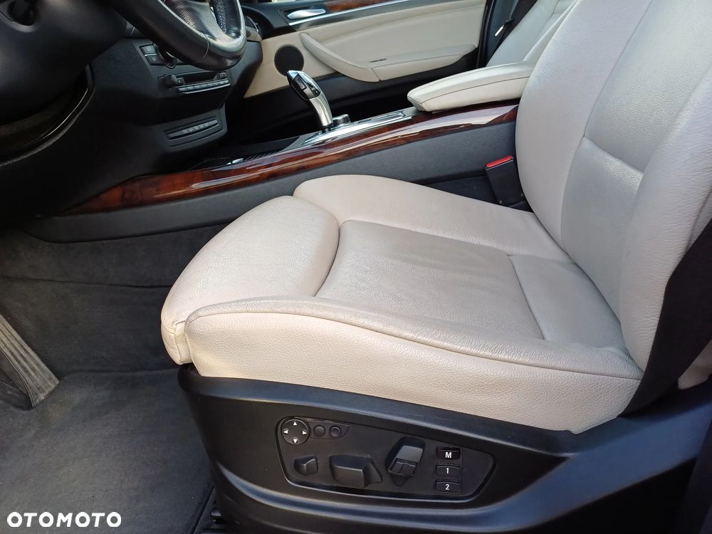 BMW X5 xDrive35i - 20