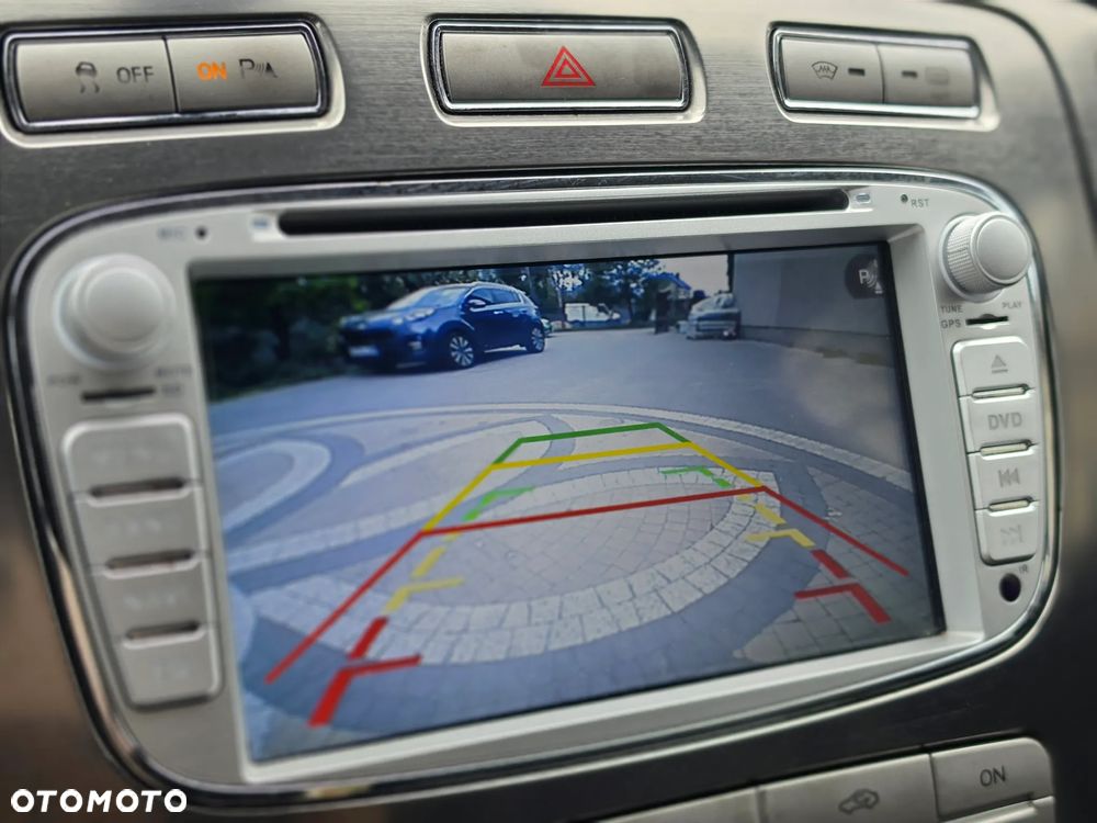 Ford Mondeo - 25