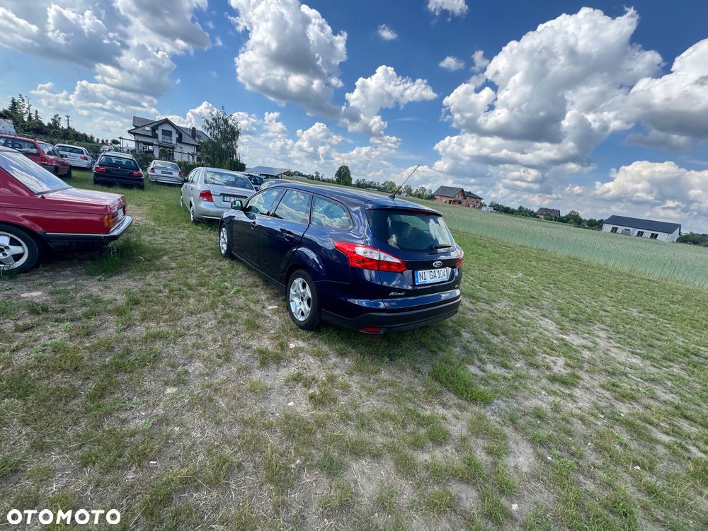 Ford Focus 1.6 TDCi DPF SYNC Edition - 14