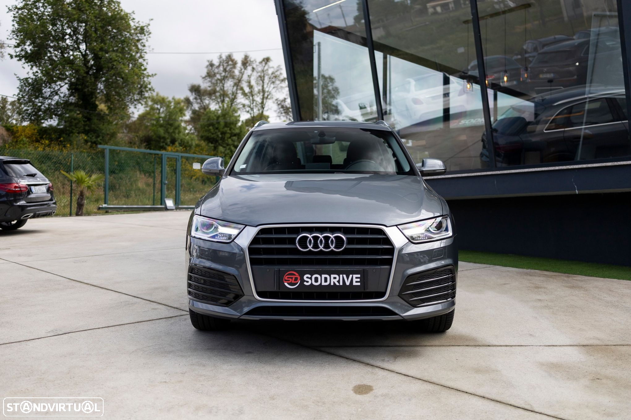 Audi Q3 2.0 TDI Sport - 3