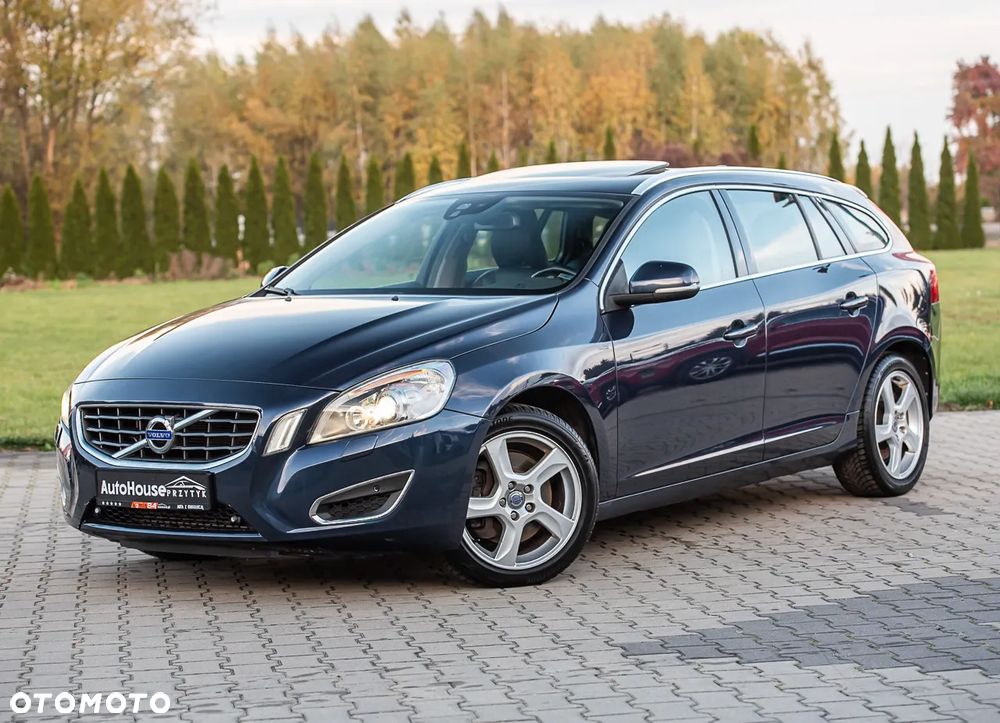 Volvo V60 D5 AWD Momentum - 6