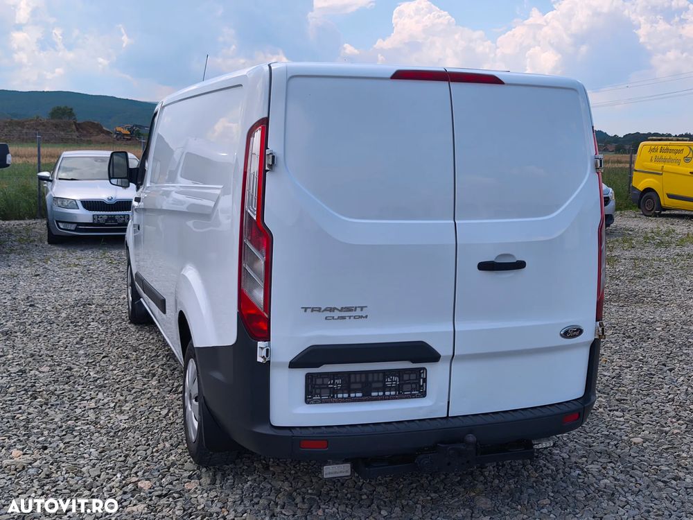 Ford Transit Custom - 8