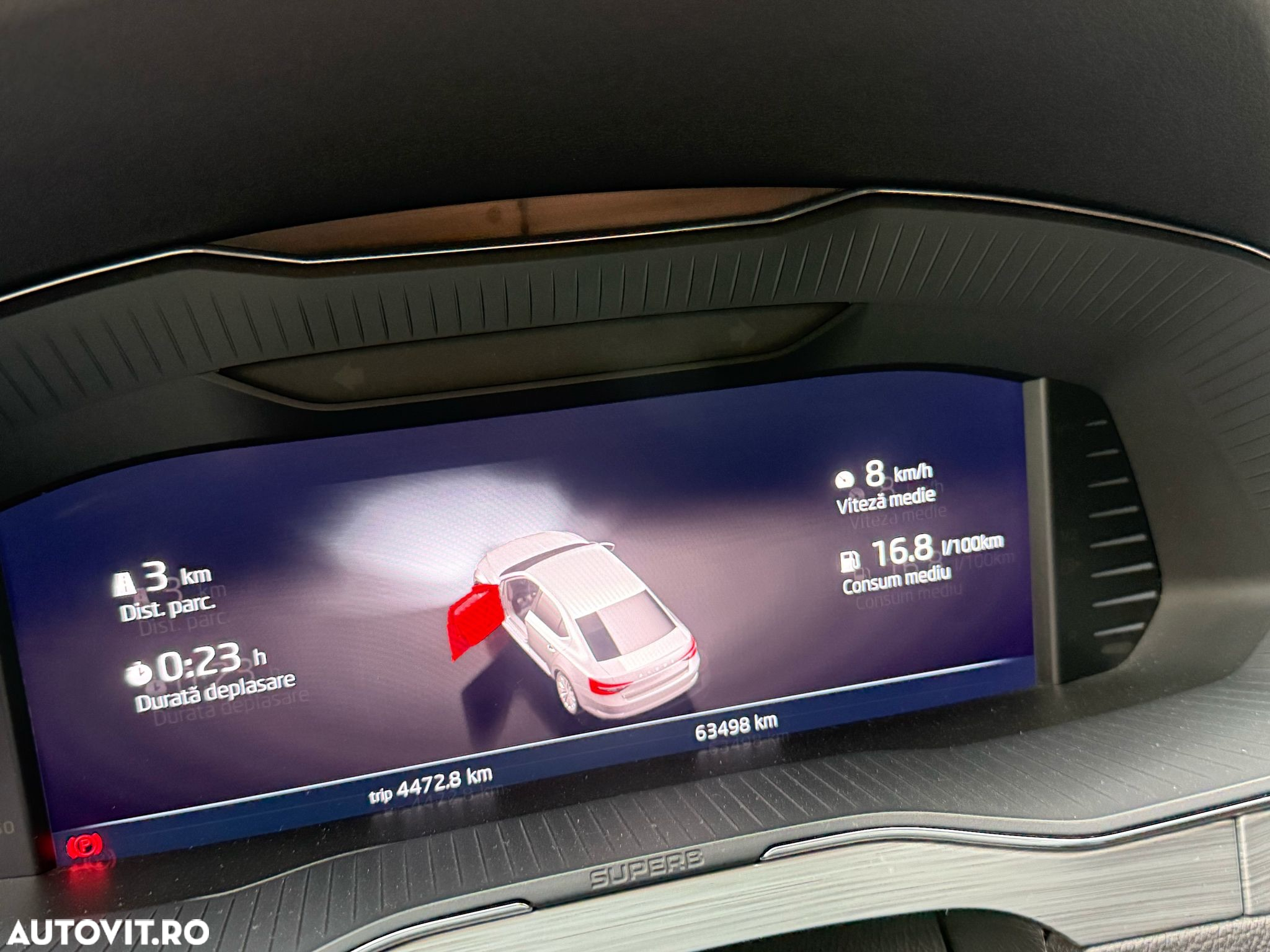 Skoda Superb 2.0 TDI DSG Ambition - 8
