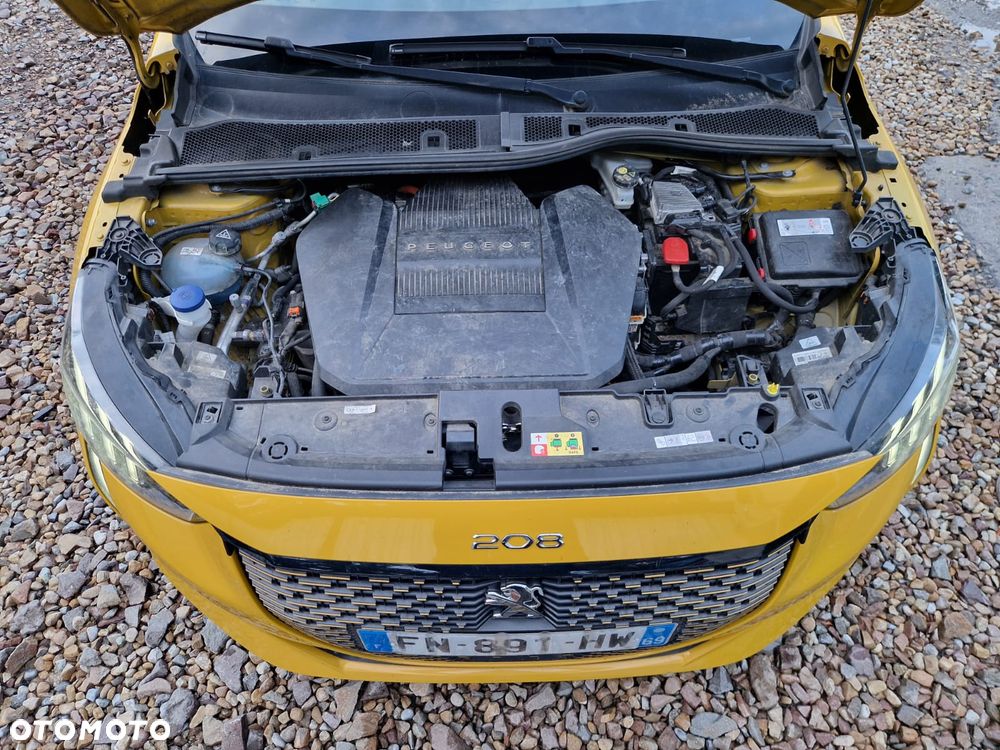 Peugeot 208 - 31