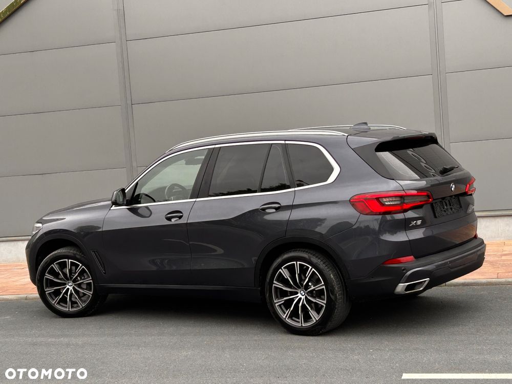 BMW X5 xDrive25d - 17