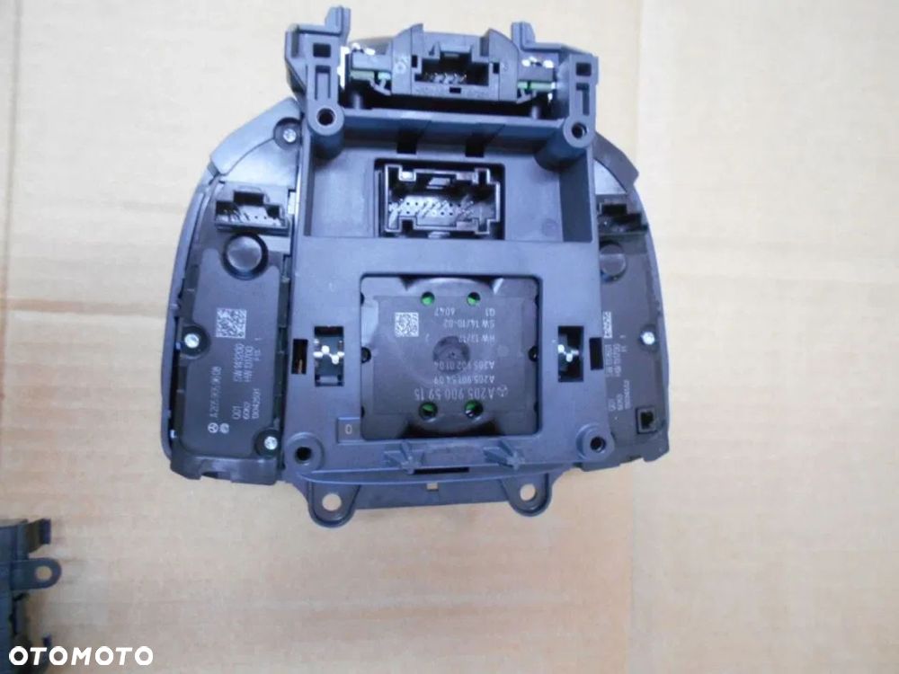 MERCEDES AMG W 205 PANEL IDRAVE KONTROLER - 10