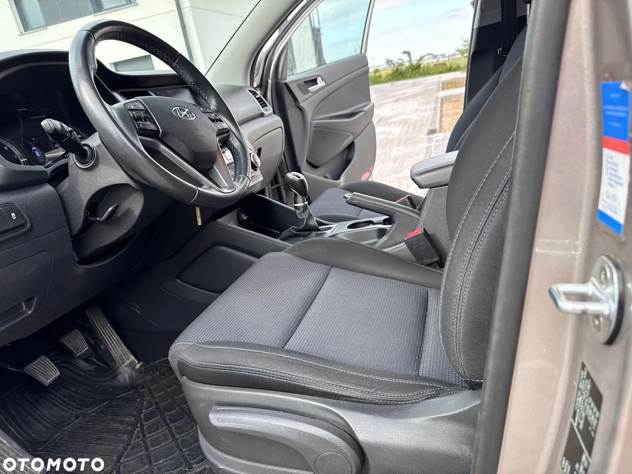Hyundai Tucson 1.6 GDI BlueDrive Design 2WD - 12