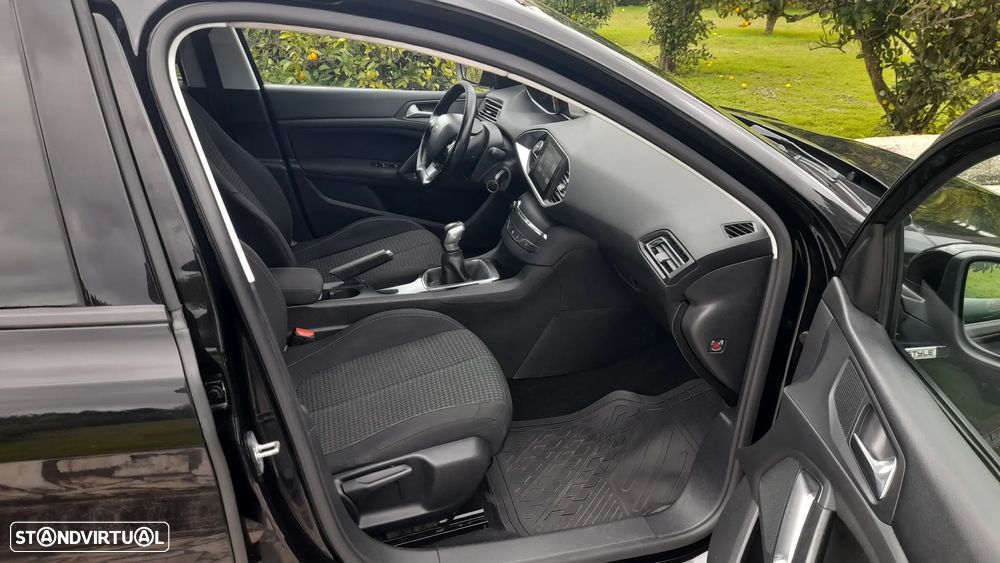 Peugeot 308 SW 1.6 BlueHDi Access - 42