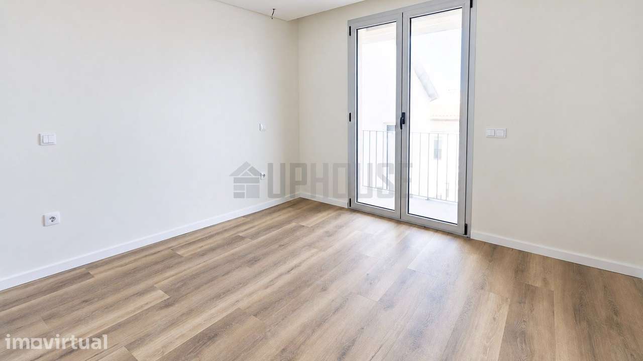 Moradia com dois Apartamentos T1 Independentes - Grande imagem: 4/12