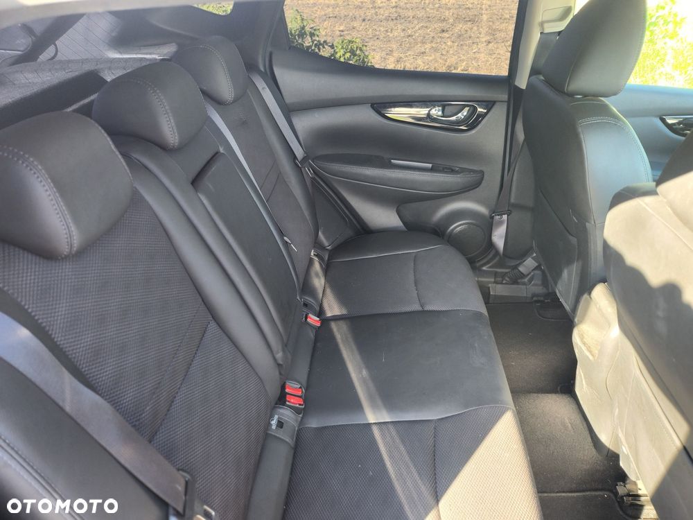 Nissan Qashqai 1.6 DCi Xtronic Black Edition - 9