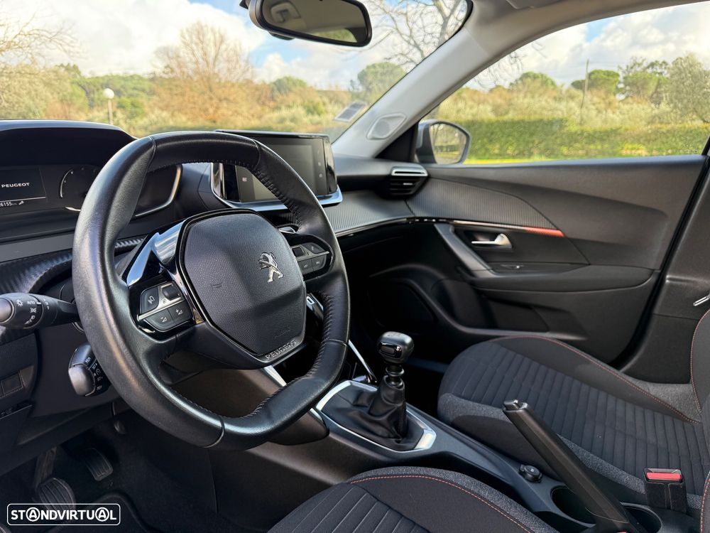 Peugeot 2008 1.2 PureTech Active Pack - 2