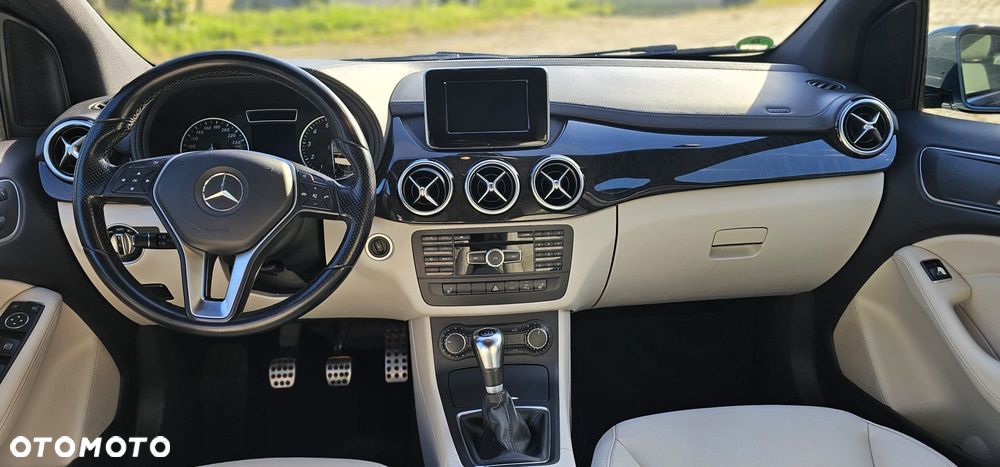 Mercedes-Benz Klasa B 180 BlueEFFICIENCY Edition Style - 10