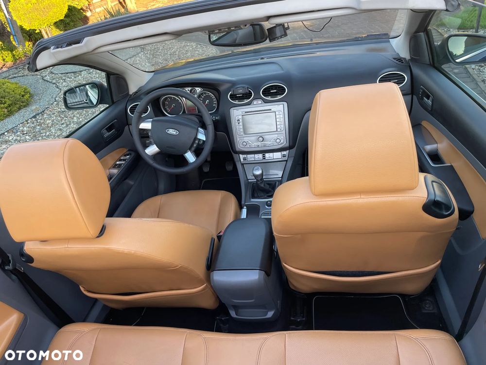 Ford Focus - 12
