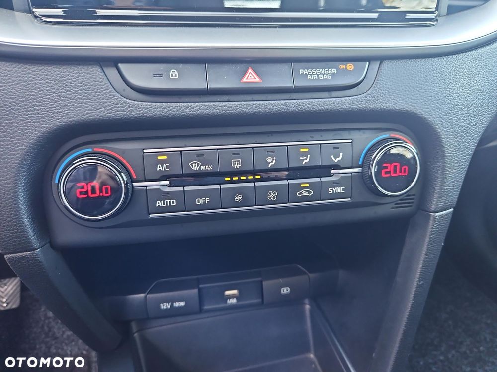 Kia Ceed 1.5 T-GDI M - 24