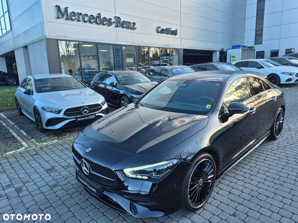 Mercedes-Benz CLA 200 AMG Line 7G-DCT - 1
