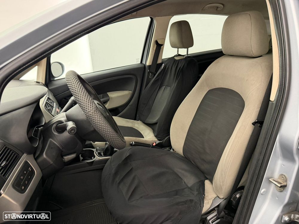 Fiat Grande Punto - 7