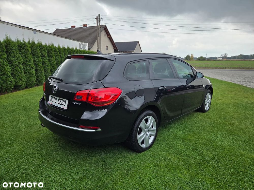 Opel Astra 2013